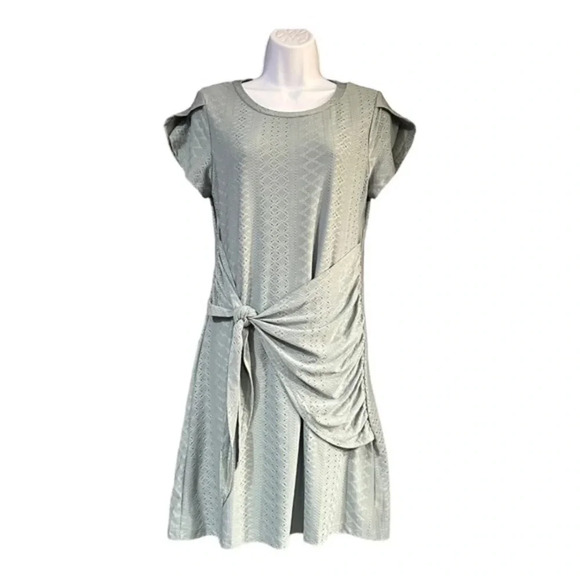 NWT Blooming Jelly Blue/Green Dress - Size Medium - Picture 1 of 9